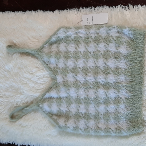 Nikkak Fuzzy Soft Tank- Large - Picture 3 of 10